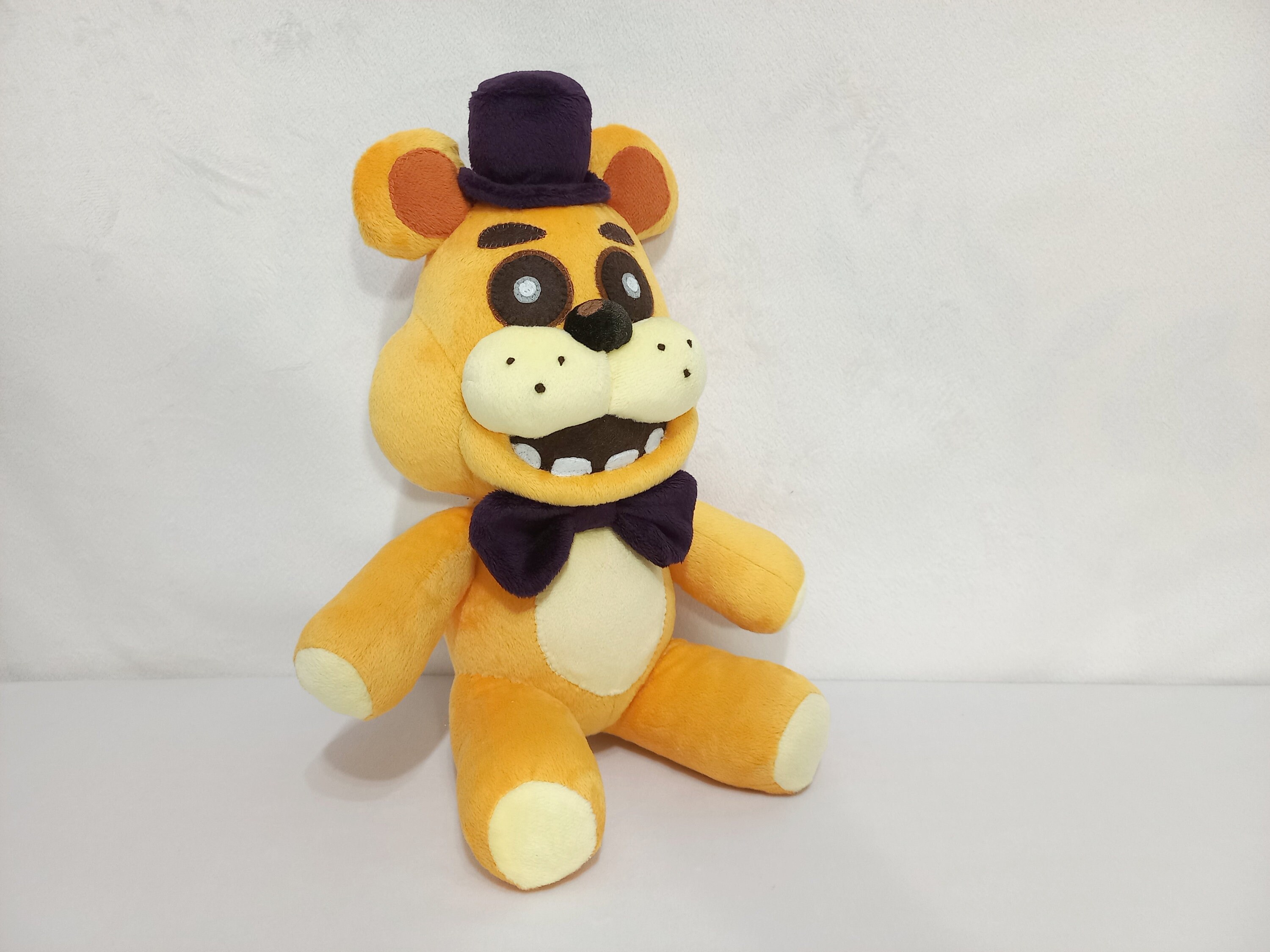 October time! Made a golden Freddy custom plush : r/fivenightsatfreddys