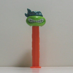 Vintage 1980&#39;s Teenage Mutant Ninja Turtles Pez Dispenser, Warner Brothers Characters