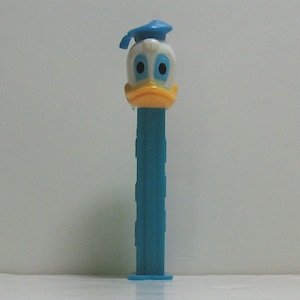 Vintage 1980&#39;s Donald Duck Pez Dispenser, Walt Disney Characters