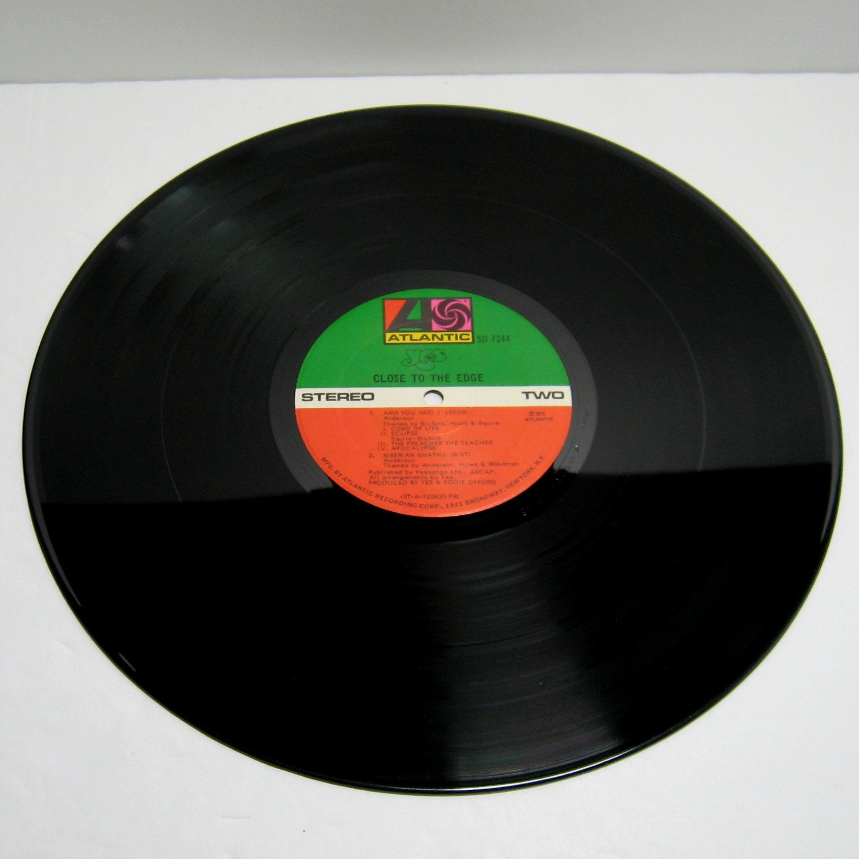 YES レコード il_fullxfull.6065153270_ikro.jpg