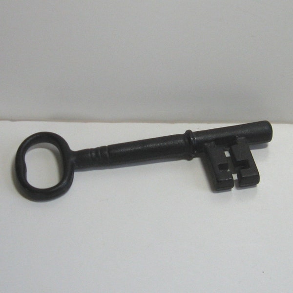 Vintage, Maybe Antique, Black Cast Iron Key, 7 1/2" Long, for Garden Gate, Church Yard or Old, Large Door
