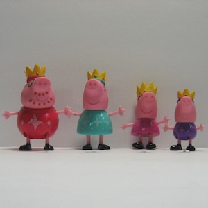Vintage 2003 Peppa Pig Figurines with Crowns, Daddy Pig, Mummy Pig, Peppa Pig, George Pig, From Jazwares, Choose a Figurine