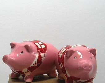 Vintage 1990s Cute Ceramic Pink Pigs, Salt and Pepper Shakers Set Wearing Red & White Bandanas, 3 1/4" L x 2" H, Excellent Condition