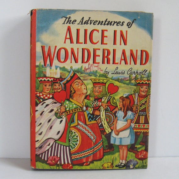 洋書 Alice's Adventures in Wonderland Vintage & Rare 1945, 