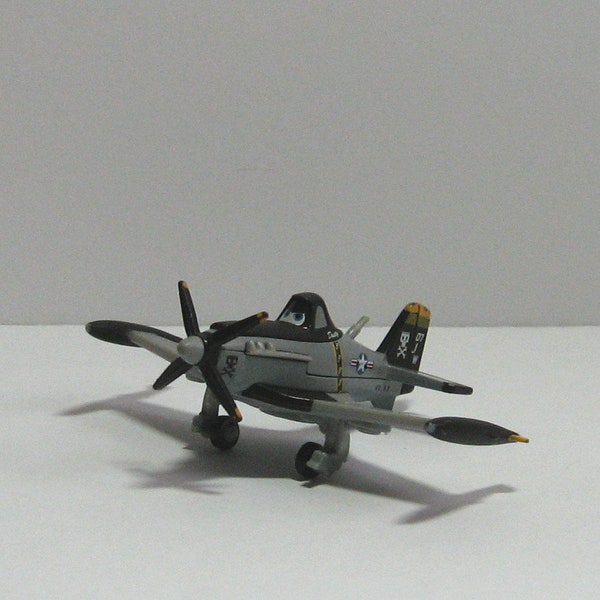 Disneytoon Studios and Mattel 2013 Dusty Crophopper Toy Plane, Gray with Black, 3" Long, Moving Wheels & Propeller, Very Good Condition