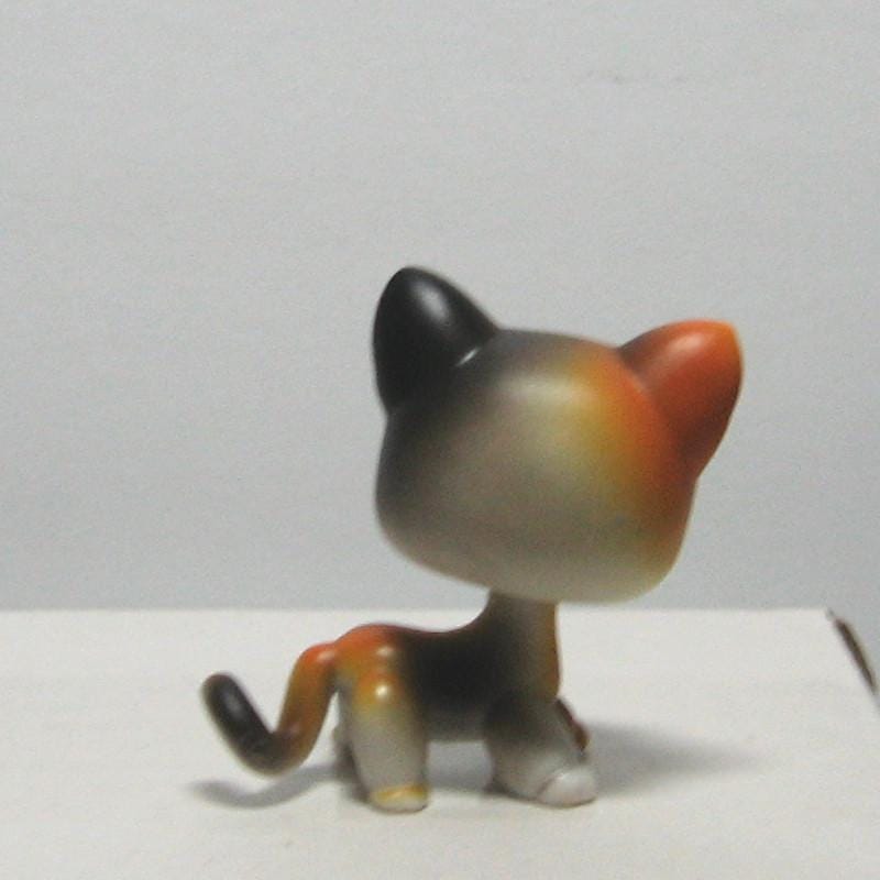 LPS Littlest Pet Shop Authentic Vintage 2004 Standing Calico Cat