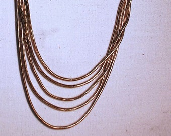 Collar de cadena de oro