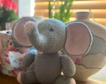 Digitaal haakpatroon: Rara de olifant Amigurumi