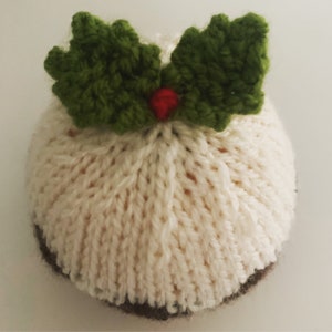 Digital Knitting Pattern: Christmas Pudding Chocolate Orange Cover (Secret Santa/Gift/Present/Handmade/Novelty/Table Decoration/Ornament)