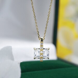 Vintage Emerald Cut Moissanite Pendant Necklace Unique Moissanite CZ Simulant Diamond Necklace Pendant Unique Necklace Elegant Fine Jewelry