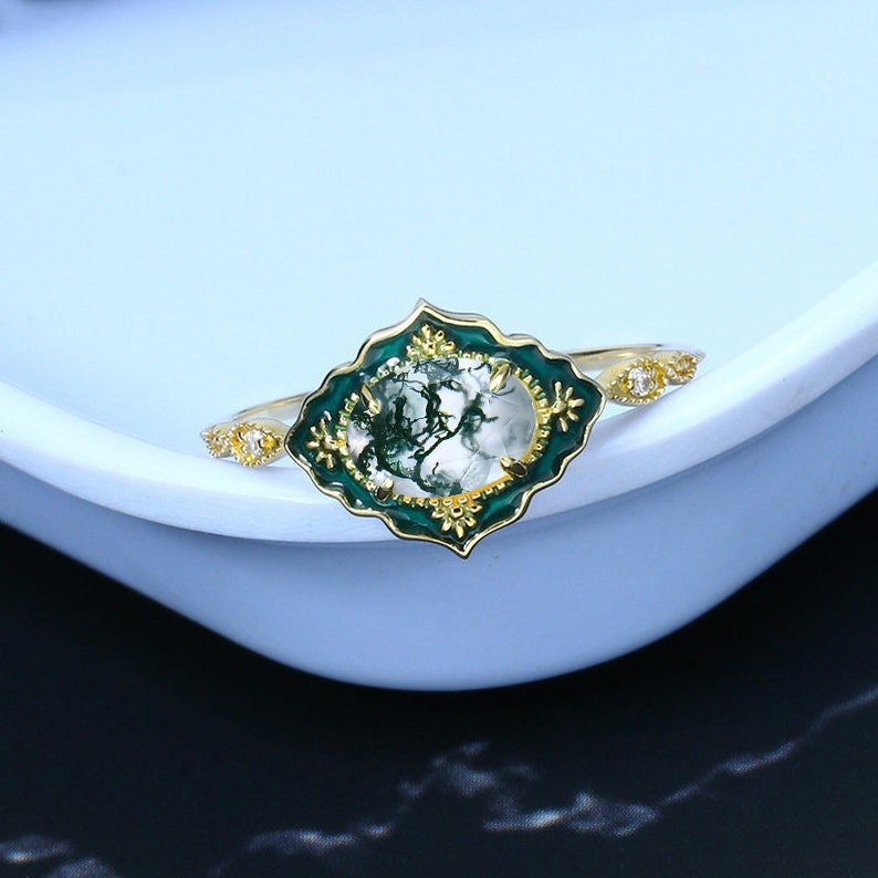 Vintage Moss Agate Engagement Ring Unique Enamel Green Stone Wedding Ring Women 14K Yellow Gold Art Deco Antique Anniversary Gift For Her image 4