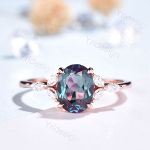 Vintage Oval Cut Alexandrite Ring Silver Vintage Alexandrite Engagement Ring Rose Gold Art Deco Cluster Marquise CZ Moissanite Bridal Ring