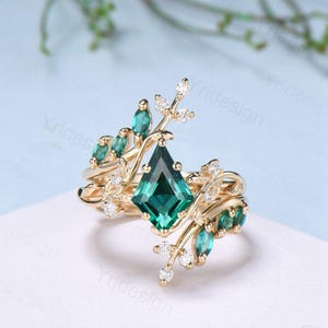 Conjunto de anéis de noivado com esmeralda lapidada em forma de pipa, inspirado na natureza, conjunto de anéis de noivado com diamantes e esmeralda marquise, pedra de nascimento de maio, conjunto de alianças de casamento
