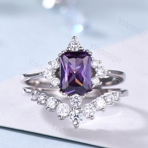 Vintage Emerald Cut Amethyst Engagement Ring Set / Purple Promise Ring Bridal Ring Set For Women / 2Pcs Gold February Birthstone Wedding Set