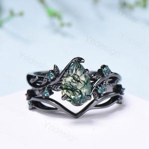 Black gold pear shaped moss agate wedding ring set, Nature inspired green agate twig vine engagement ring set, Leafy bridal ring set for her