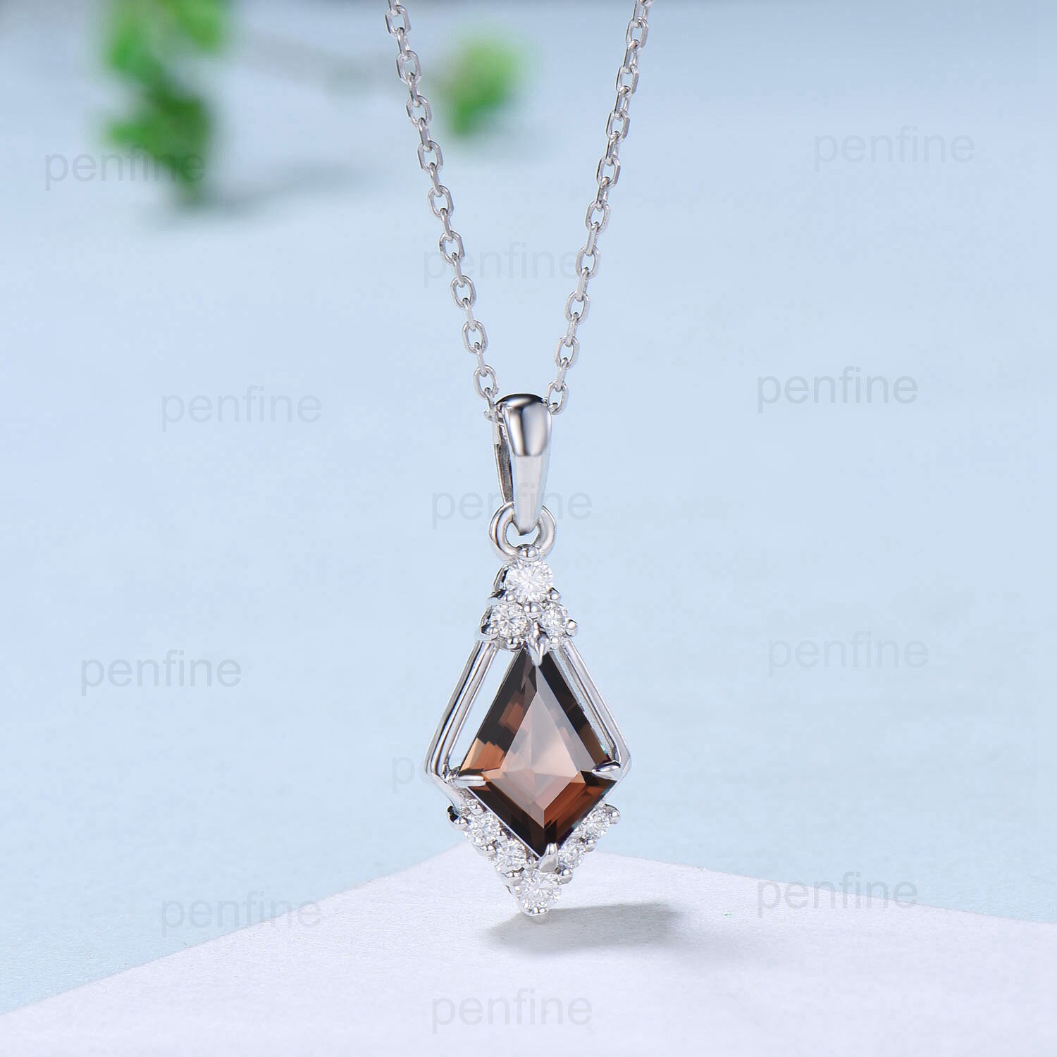Vintage 1.5CT Kite Cut Smoky Quartz Necklace Silver White