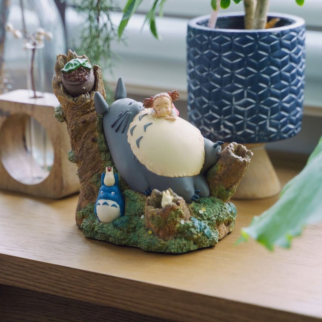 Hayao Miyazaki's Famous Scene Series Totoro - My Neighbor Totoro Resin  Statue - Cookie Studios [In Stock]