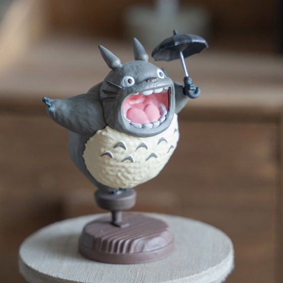 Statue totoro bleu Ghibli - Sculptures, figurines et statuettes Objets déco