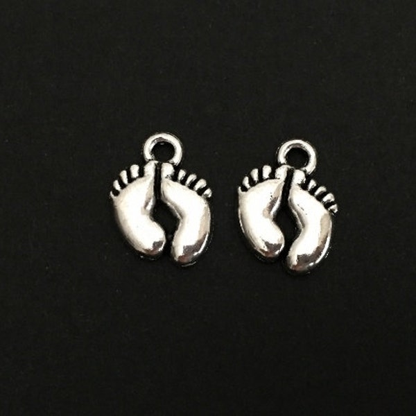 Baby Feet Charm.  Lot of 10 / 20 / 30 / 40 / 50 / 100 PCS TINY Silver Tone Footprint Charms. Handmade Jewelry Pendants. Craft Supplies.