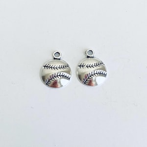 Small Antique Silver Finished Baseball Pendants. Baseball Charms. Key Chain Accessories. Handmade Jewelry Supplies. DIY Project Pendants.