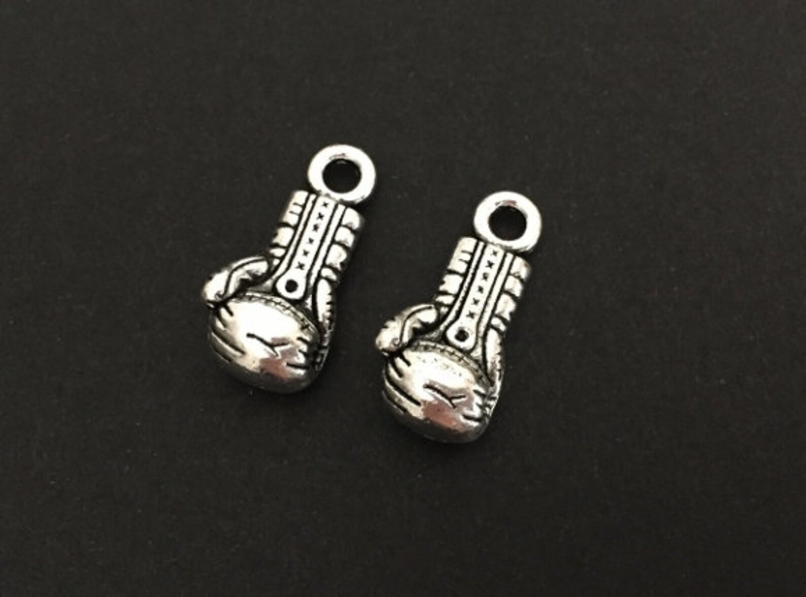 Boxing Glove Charm. Lot of 10 / 20 / 30 / 40 / 50 Pcs Silver | Etsy