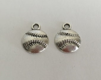 Small Antique Silver Finished Baseball Pendants. Baseball Charms. Key Chain Accessories. Handmade Jewelry Supplies. DIY Project Pendants.