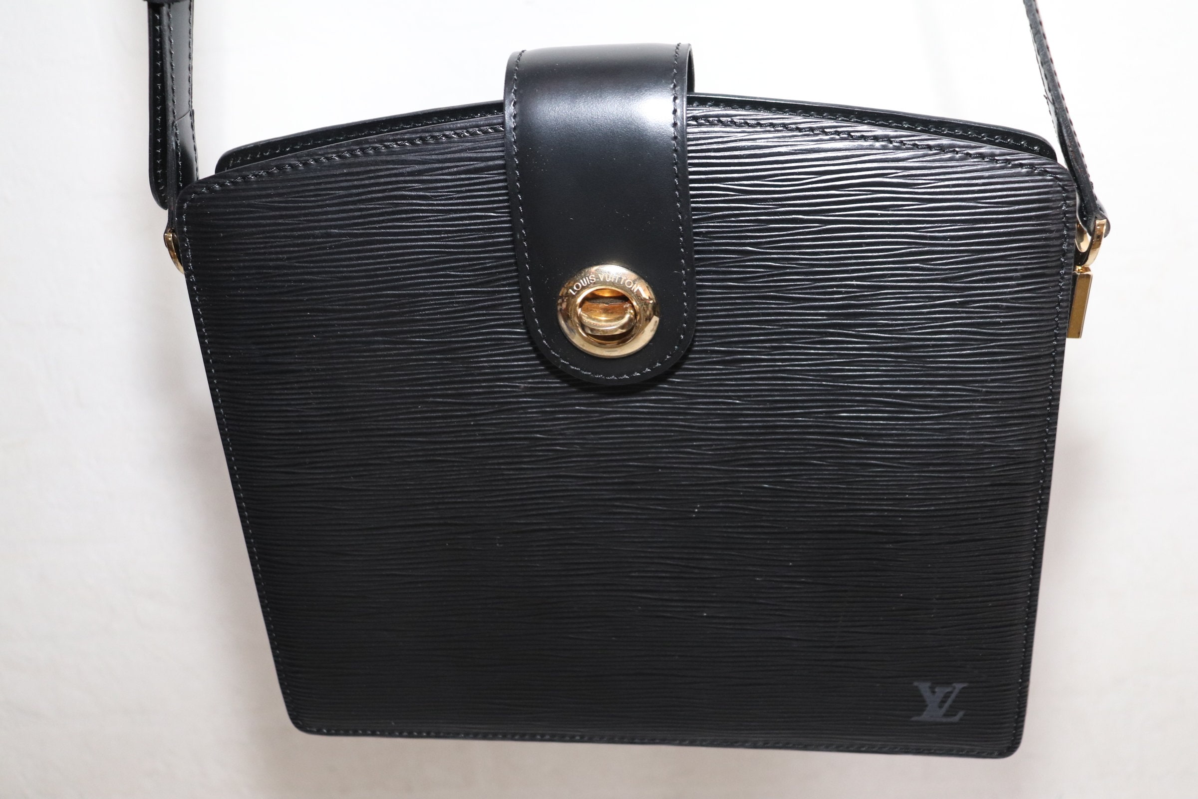 LOUIS VUITTON Friedland Black & Blue Epi Shoulder Bag 