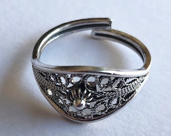 Silver Filigree Ring Mia - Silver Ring - Filigree Jewelry - Handmade Ring - Sterling Silver Jewelry - Gift Idea for Her - Adjustable Ring