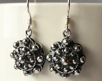 Pendientes de plata Charro Dangle - Pendientes colgantes de plata - Pendientes Charro - Joyería de botón Charro - Joyería tradicional - Idea de regalo para ella