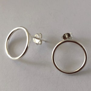 Karma Circle Stud Earrings - Sterling Silver Earrings - Silver Studs - Circle Studs - Silver Stud Earrings - Infinity Earrings