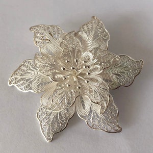 Flower Brooch Flor de Amor Grande Light - Sterling Silver Brooch - Filigree Jewelry - Silver Jewelry - Filigree Brooch - Gift Idea for Mum