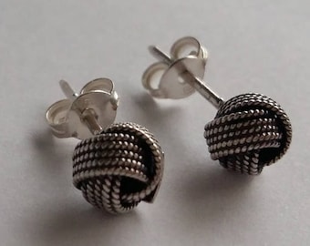 Sterling Silver Celtic Knot Stud Earrings – Petite Trinity Knot