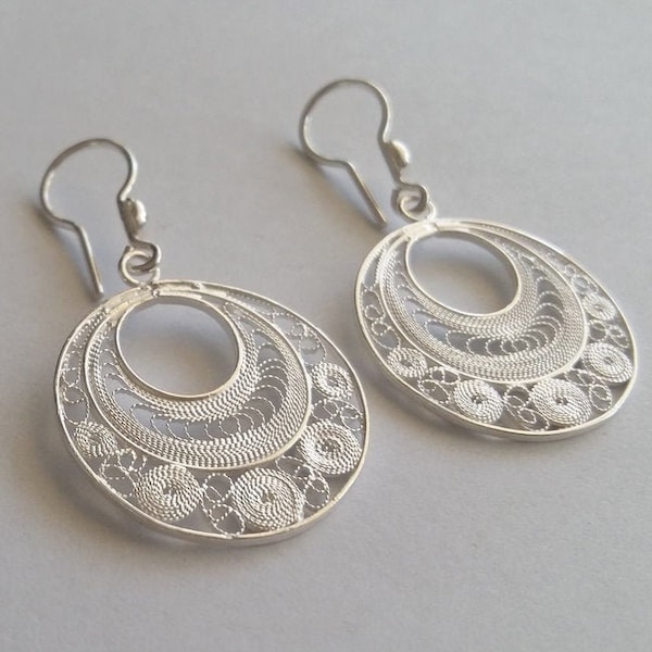 Boucles d'oreilles en argent clair Ronda - Boucles d'oreilles en filigrane - Boucles d'oreilles pendantes en argent - Boucles d'oreilles en argent faites main - Bijoux en filigrane - Idée cadeau pour elle