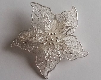 Flower Brooch Flor de Amor Light - Sterling Silver Brooch - Silver Jewelry - Filigree Brooch - Filigree Jewelry - Floral Brooch