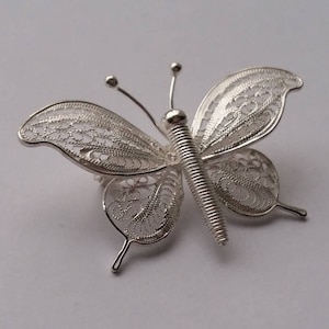 Butterfly Brooch Mariposa Volante - Filigree Jewelry - Butterfly Jewelry - Sterling Silver Brooch - Filigree Brooch - Gift Idea for Her