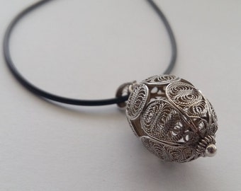 Filigree Pendant Bola Filigrana - Silver Jewelry - Ball Pendant - Filigree Jewelry - Women Gift Ideas - Gift for Her