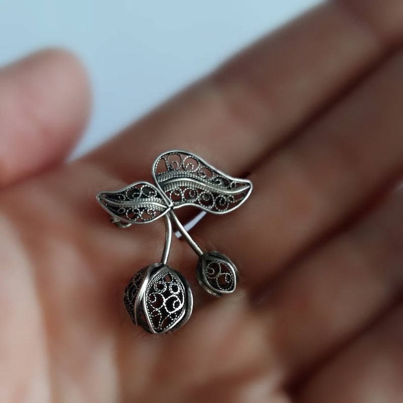 Filigree Brooch Tulipan Sterling Silver Brooch Gift Idea for Wife Filigree Jewelry Floral Brooch Silver Jewelry Flower Brooch
