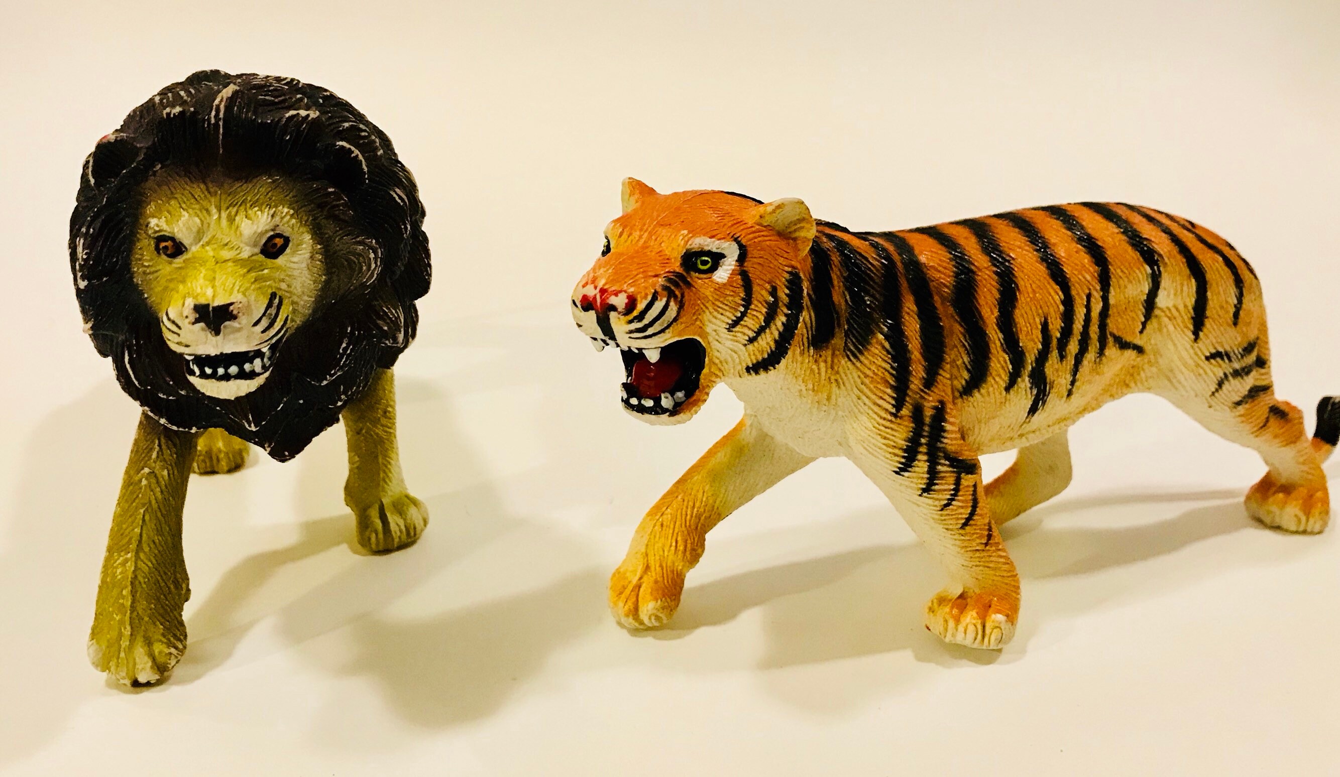 plastic tiger toy