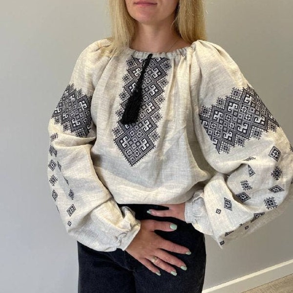 Linen embroidered blouse Ukrainian embroidery vyshyvanka shirt Puff sleeve top for women