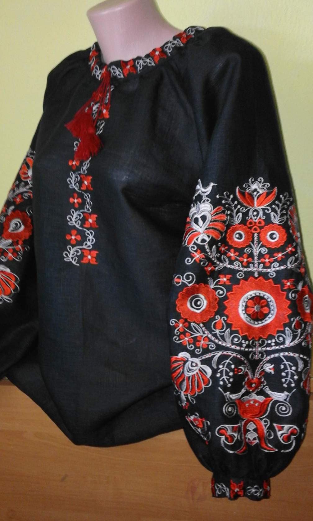 RAGLAN SLEEVE BLOUSE WITH CUFF TREE OF LIFE