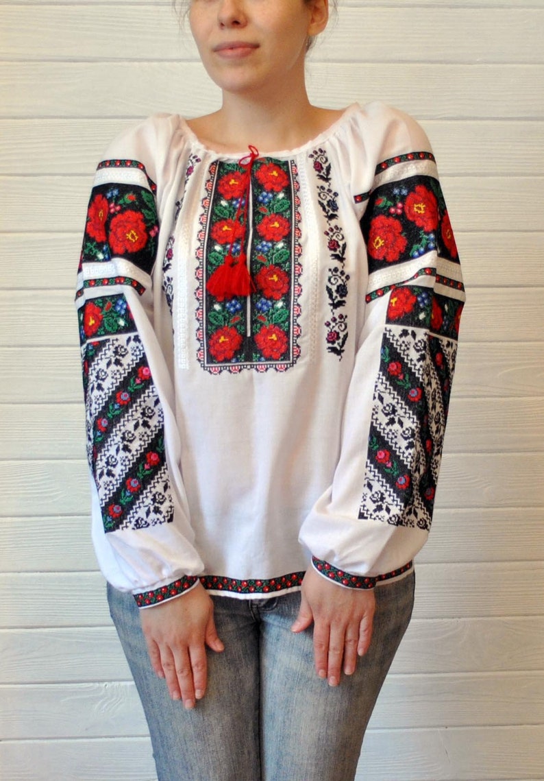 Beautiful blouse for women Embroidery blouse Homespun cloth Blouse with traditional Ukrainian pattern Ukrainian vyshyvanka Ethnic clothes