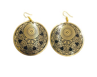 Orecchini Hippie Boho in ottone Orecchini tribali Mandala, Orecchini rotondi in oro Orecchini dal design geometrico, Regali Boho per lei