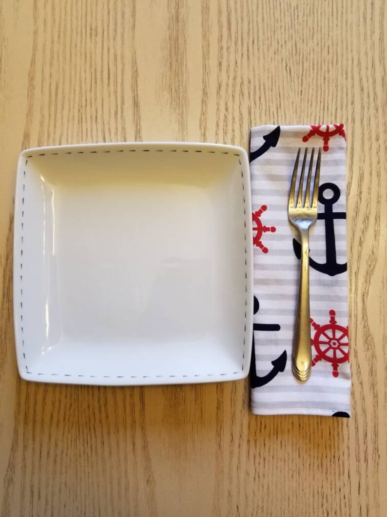 Set of 8 Nautical Boat Themed Dinner Napkins Anchors and ...