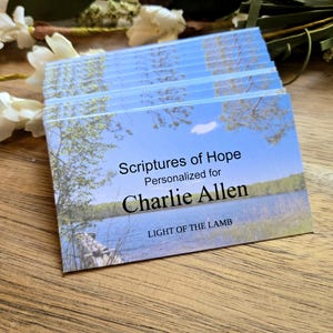 Tarjetas de las Sagradas Escrituras personalizadas para hombres / Regalo con versículos bíblicos alentadores / Regalo cristiano para él / Inspiración basada en la fe, bautismo, vida en el lago