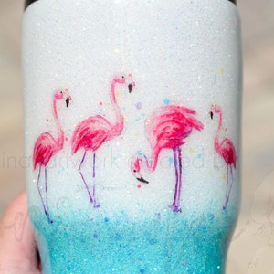 Sottobicchiere Divertente 'Be A Flamingo In A Flock Of Seagulls' | 9x9 Cm In MDF Lucido