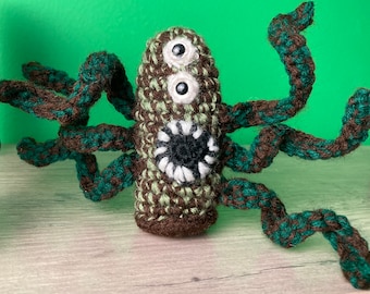 Roper Amigurumi di D&D prima edizione realizzato a mano: il perfetto compagno da tavolo