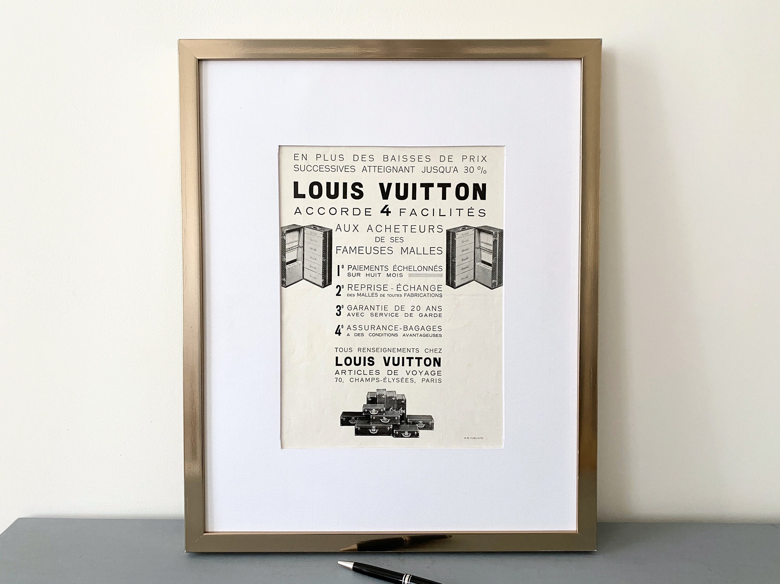 Decorprint DIY Peelable Decals Louis Vuitton (C) Style