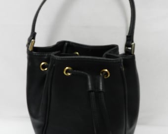 Liz Claiborne Vintage faux leather small drawstring bucket handbag purse black