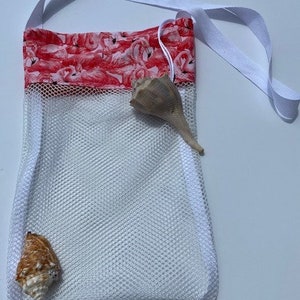 mesh Shelling Bag, seashell collecting bag, mesh beach bag, flamingo beach bag, drawstring mesh bag.
