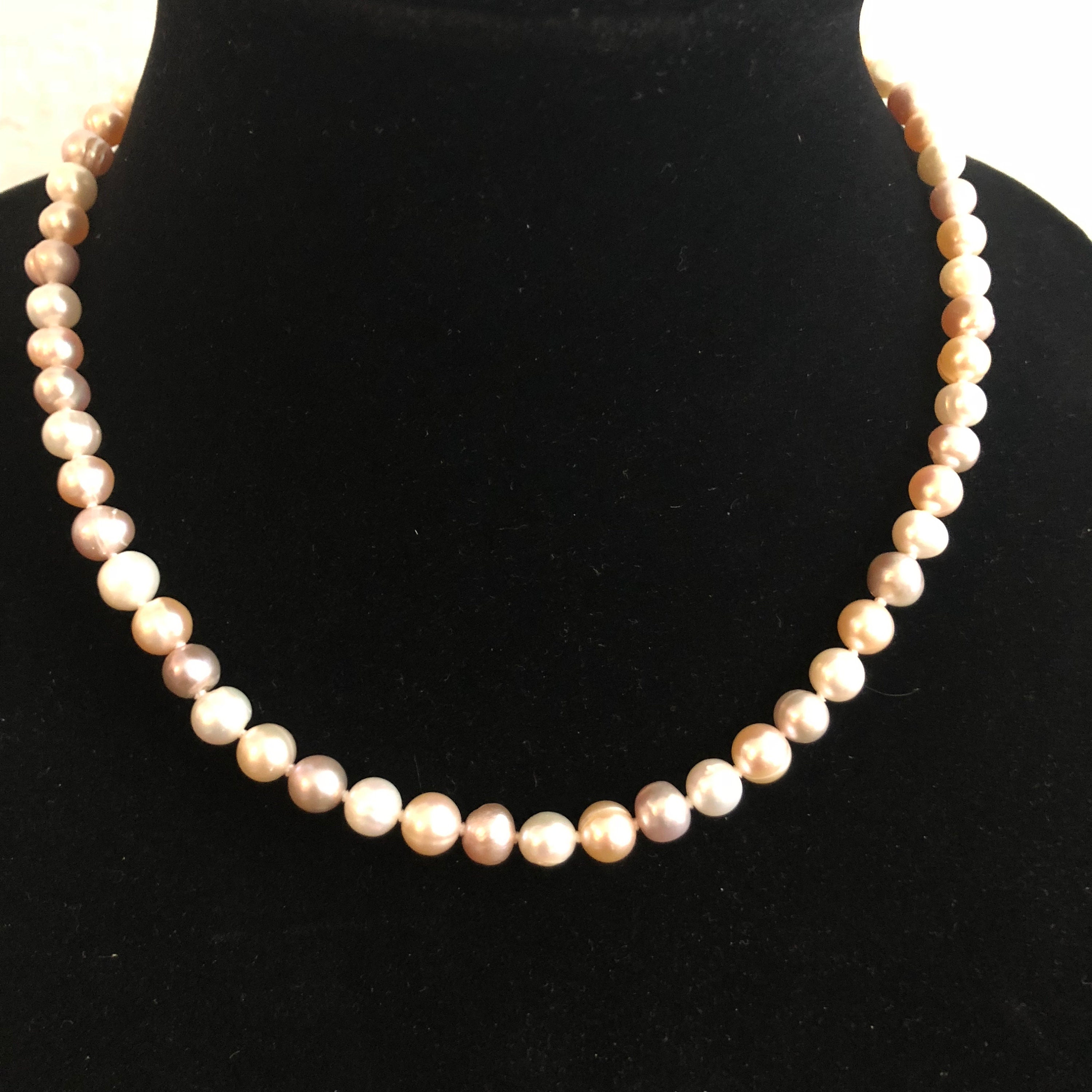Collier De Perles De Culture D'eau Douce Couleur Pêche - Longueur 45 Cm, Fermoir Or Jaune